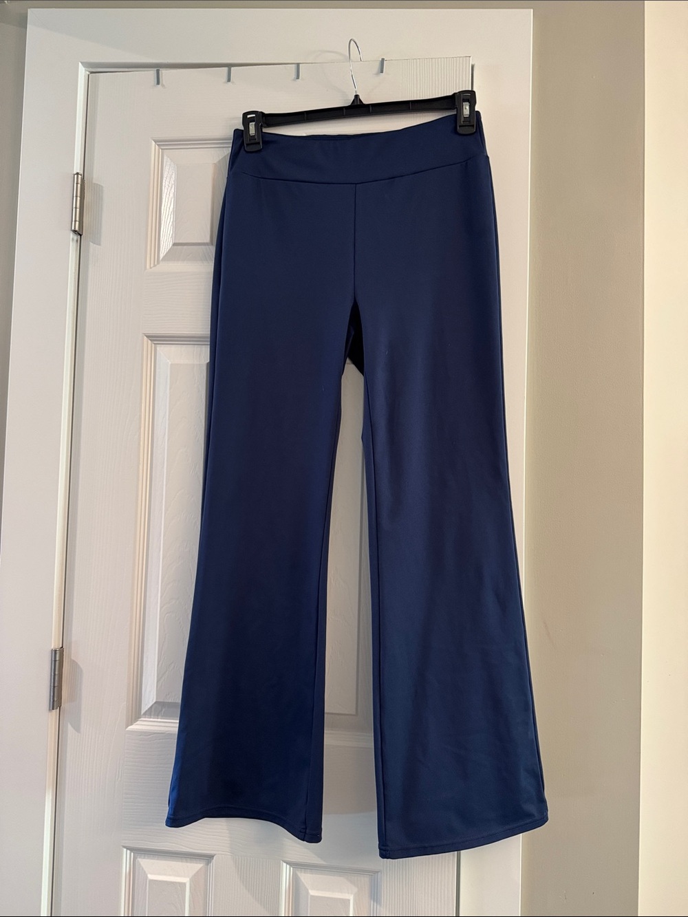 High-Rise Wide-Leg Pants in Navy Blue